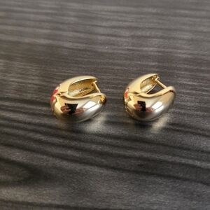 Small Chunky Huggie Hoop Earrings Waterdrop